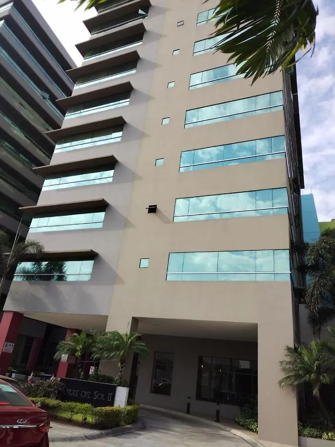 Ecusuites Empresarial Torre Sol II & Torre Medica 98 Guayaquil